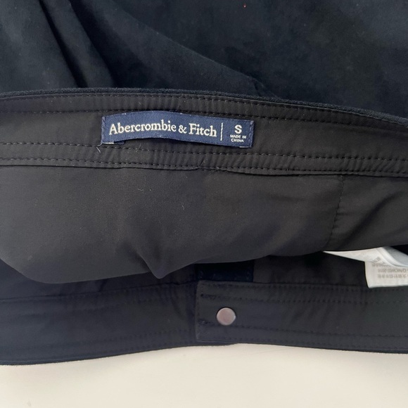 Abercrombie & Fitch Black Faux Suede Full Button Mini Skirt Size Small - Picture 8 of 9
